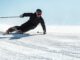 skieur pro en carving