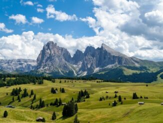 Découvrez l'Alta Via 1 pour une expérience de randonnée exceptionnelle