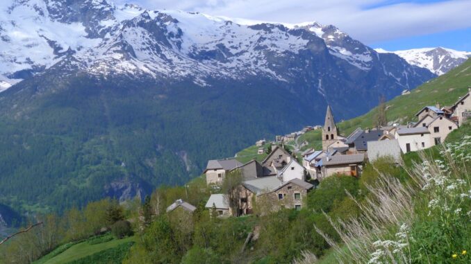 Le Chazelet hotel, location ou hotels club le chazelet hotel, location ou hotels club