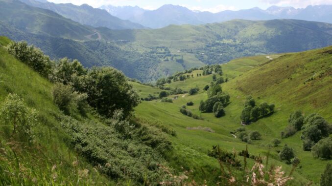 luchon superbagnères en été que faire dans cette station de montagne