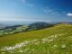 monts jura en été que faire dans cette station de montagne