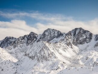 grands domaines les zones skiables les plus étendues des pyrénées espagnoles